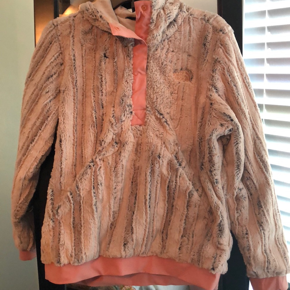 NorthFace women’s fur hoodie